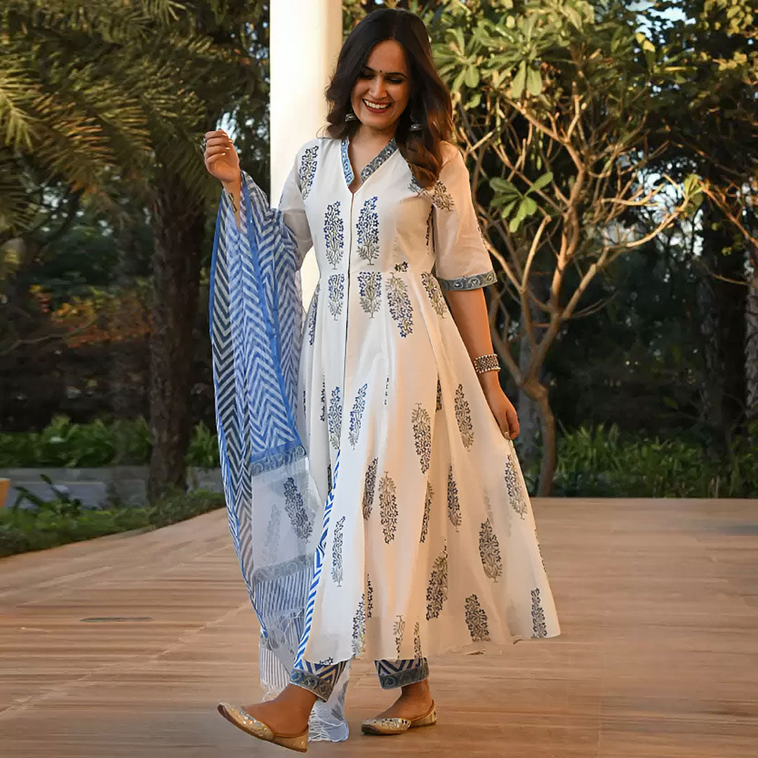 White V Neck Printed Poly Rayon Kurta & Pant With Dupatta