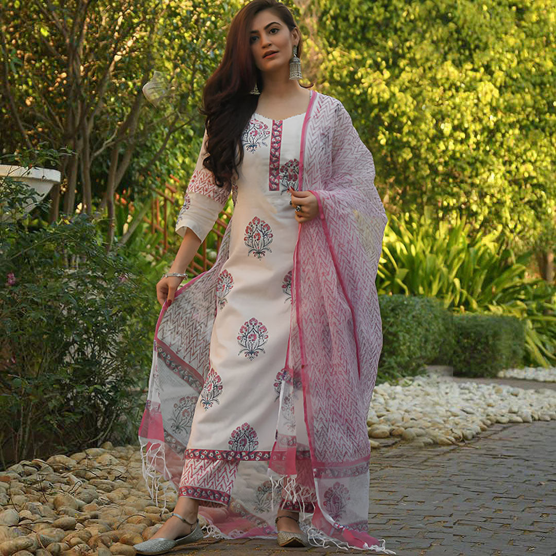 Pink Round Neck Printed Poly Rayon Kurta & Pant With Dupatta