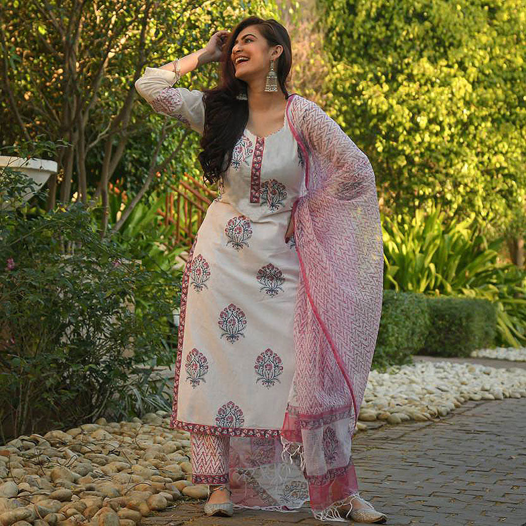 Pink Round Neck Printed Poly Rayon Kurta & Pant With Dupatta