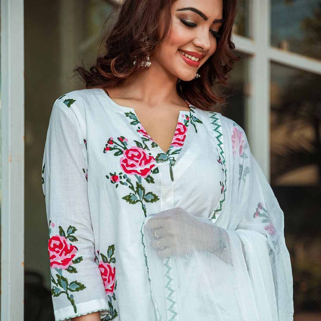 White V Neck Floral Print Poly Rayon Kurta & Pant With Dupatta