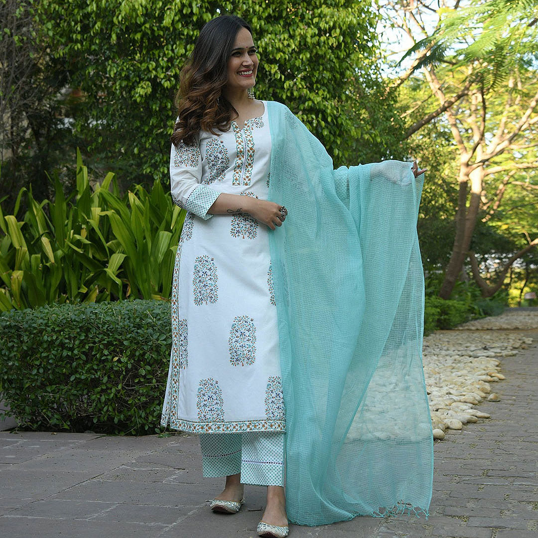 White V Neck Floral Print Poly Rayon Kurta & Pant With Dupatta