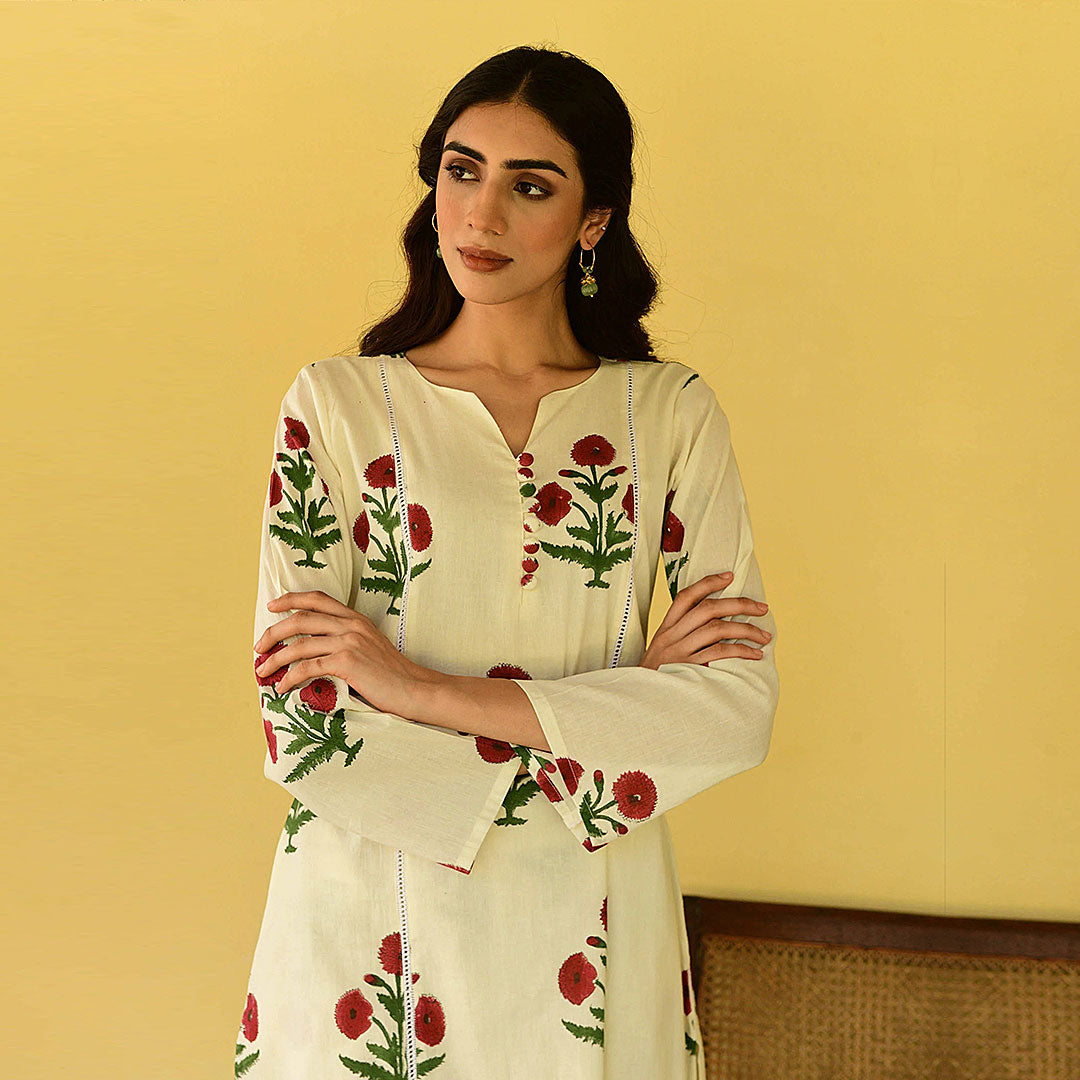 Floral Printed Round Neck Three-Quarter Sleeves Regular Silk Blend Kurti &Trousers